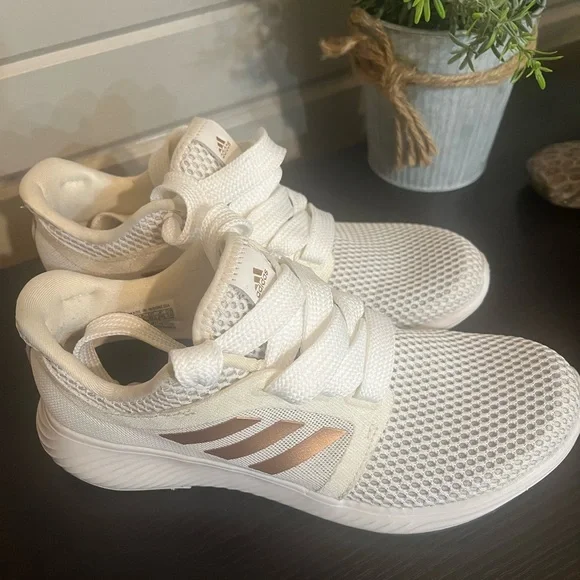 Adidas Women's running shoes Edge Lux
3 - Picture 5 of 10